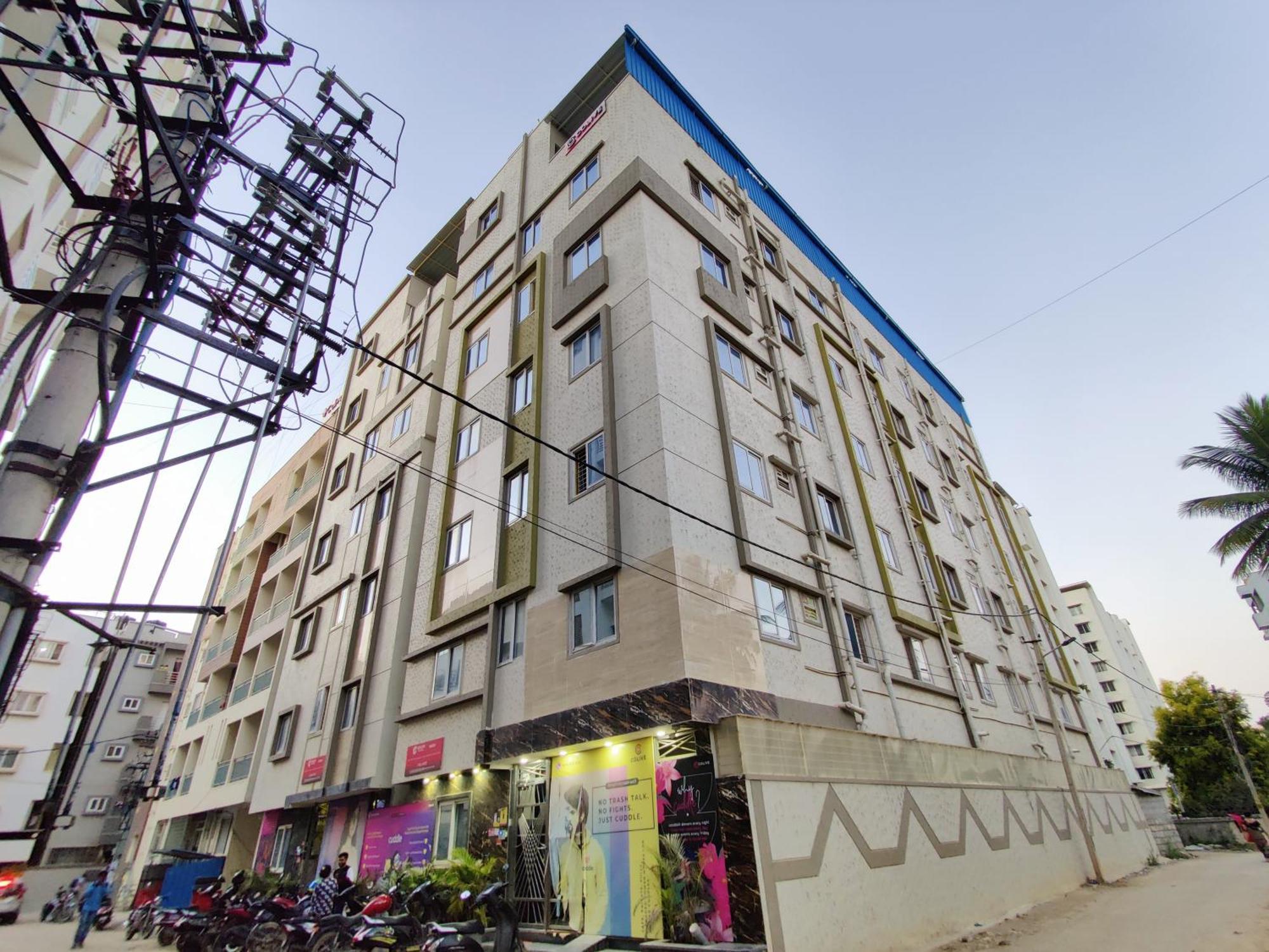 C Suites - Clanton Bangalore Bagian luar foto